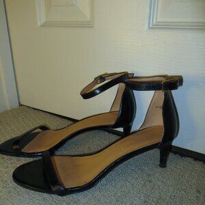 Banana Republic Black Heels - Size 8